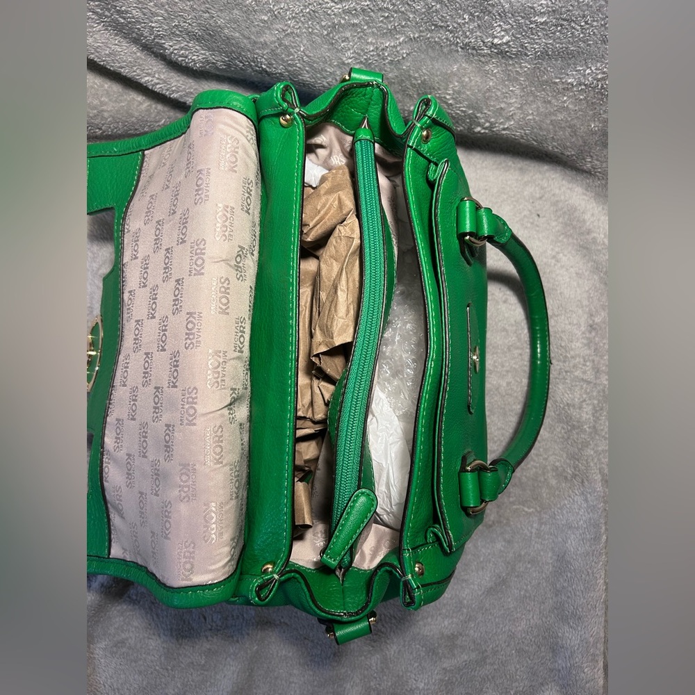 Michael Kors Margo Front Flap Kelly Green Satchel - Picture 11 of 16